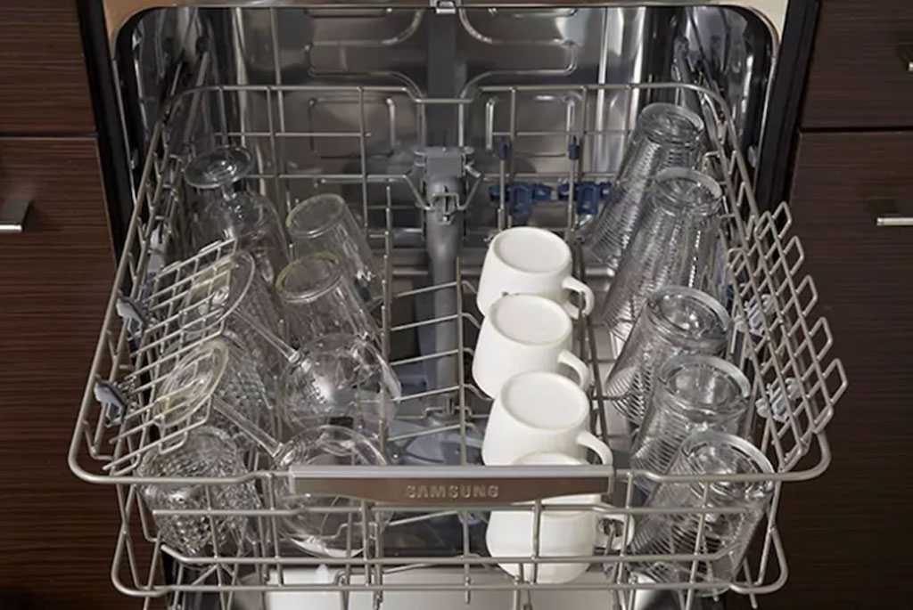 Не включается посудомоечная машина  Поварово